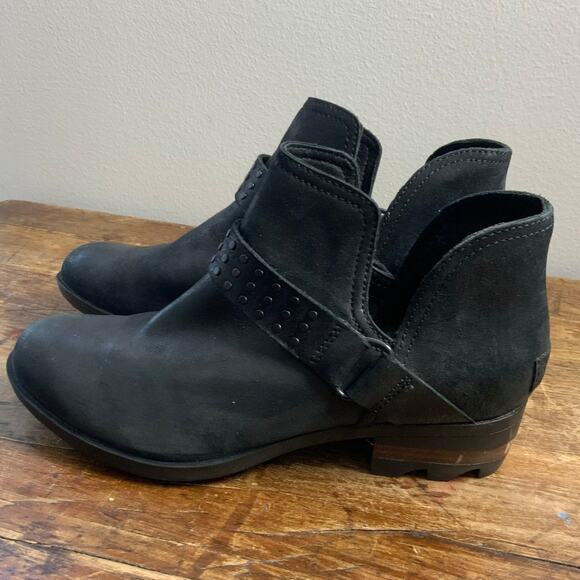 Sorel Lolla II Strap Stud Women's Boots Black size 7.5 - Picture 3 of 6